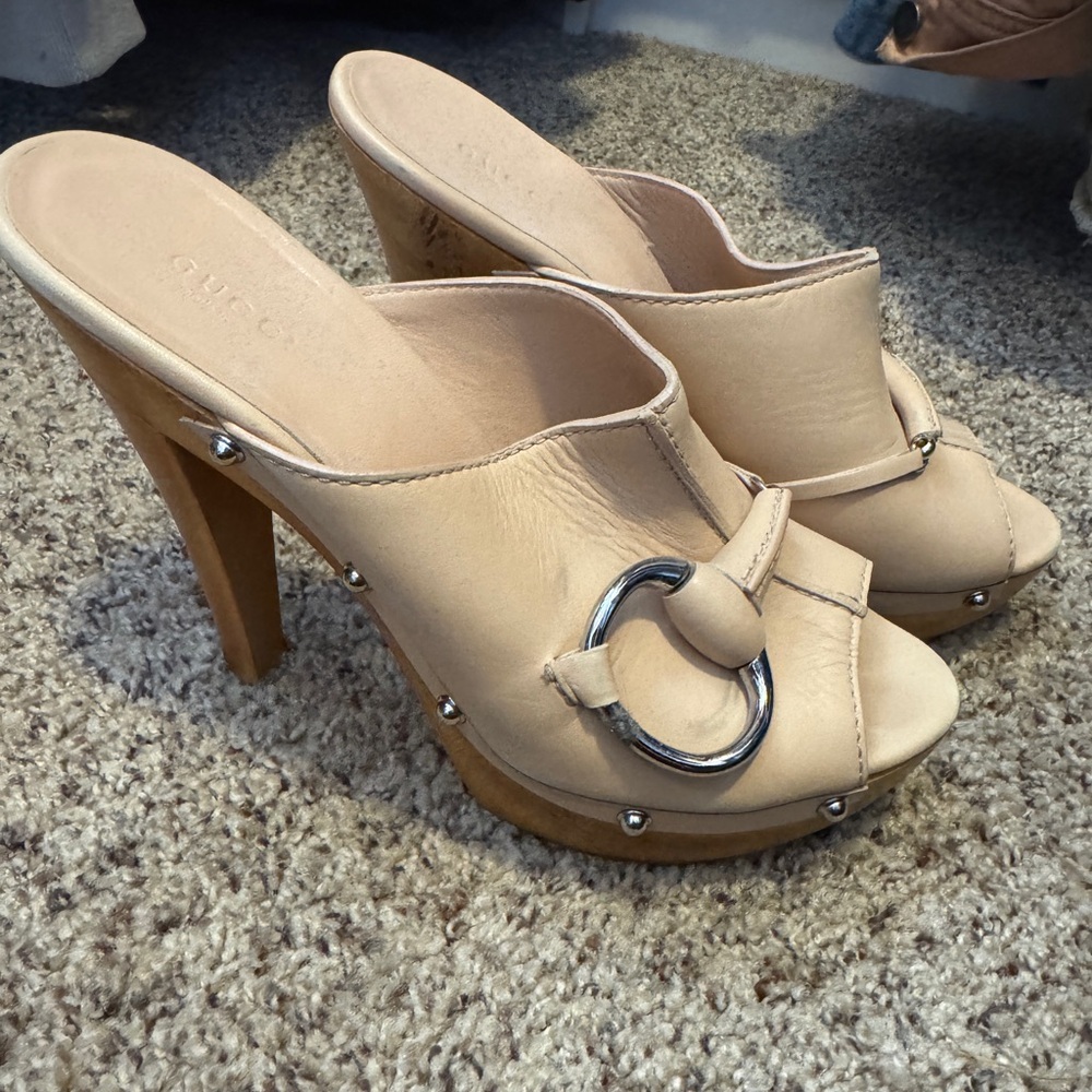 Gucci Cream Mules with Silver Hardware